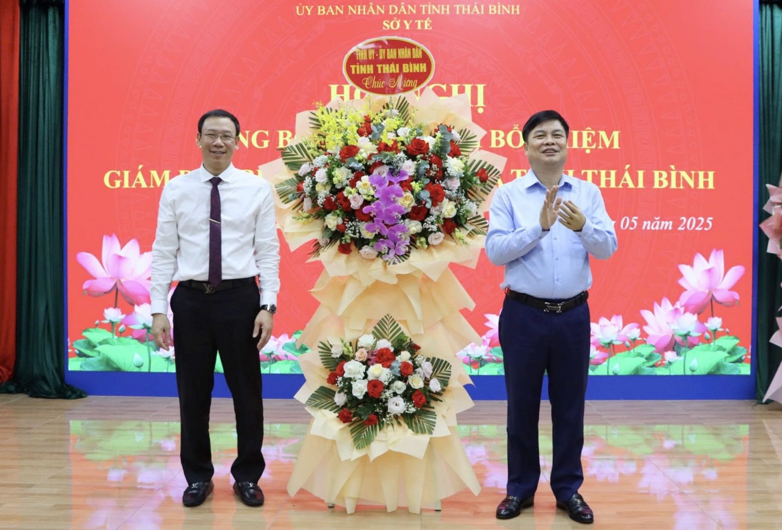   Nh883 quyết định bổ nhiệm Giám đốc Bệnh viện Đa khoa tỉnh Thái Bình