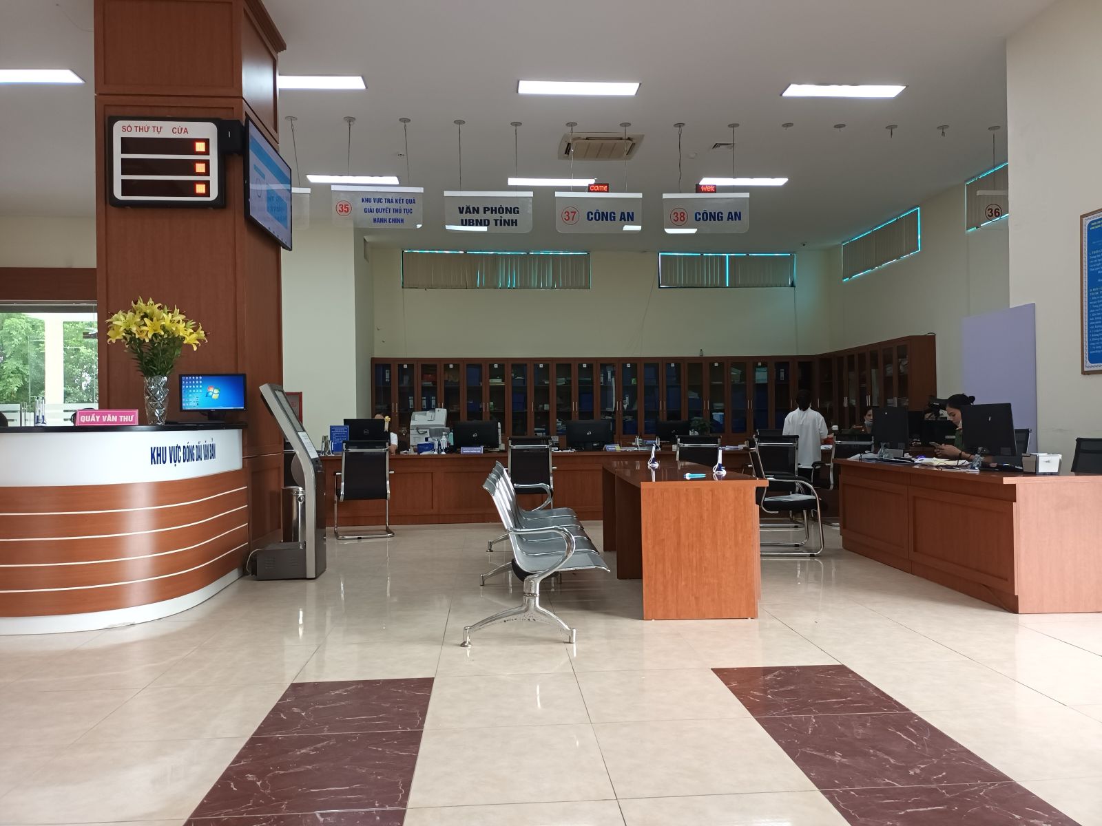   Năm 2021, toàn tỉnh có tổng số 1.647 thủ tục Nh88 dang Nhap thực hiện theo cơ chế một cửa, một cửa Nh880