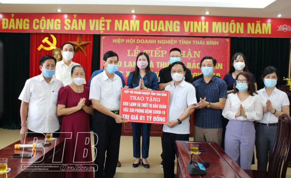   Hiệp hội Nh88 Nha cai tỉnh trao tặng kho lạnh và trang thiết bị bảo quản vắc-xin phòng Covid-19