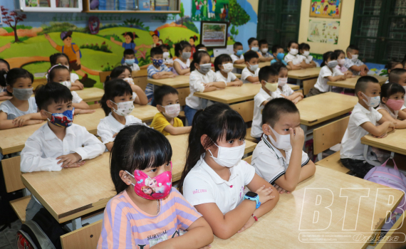  Học sinh Thái Bình tựu trường vào ngày 29/8/2022