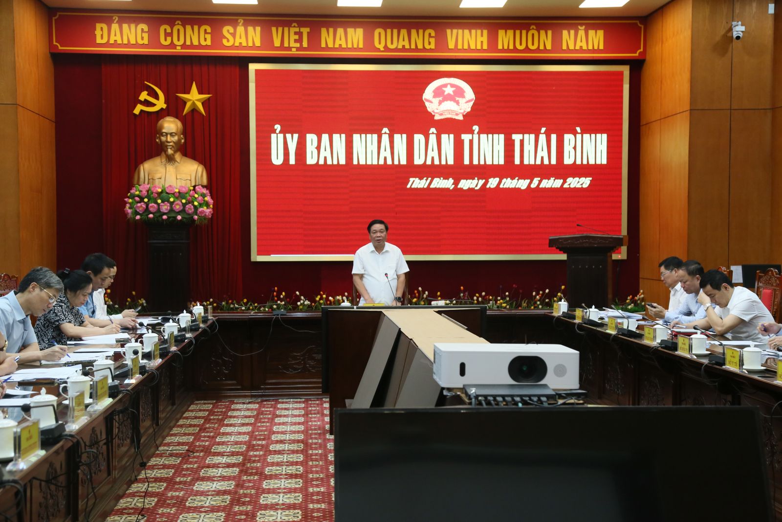   Việc chuyển tiếp quản lý Nh88 vip công là nhiệm vụ cấp bách, cần thực hiện khẩn trương, minh bạch, hiệu quả