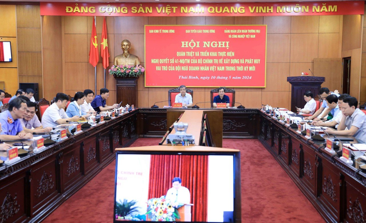   Xây dựng và phát huy vai trò của đội ngũ doanh nhân Việt Nam trong thời kỳ mới