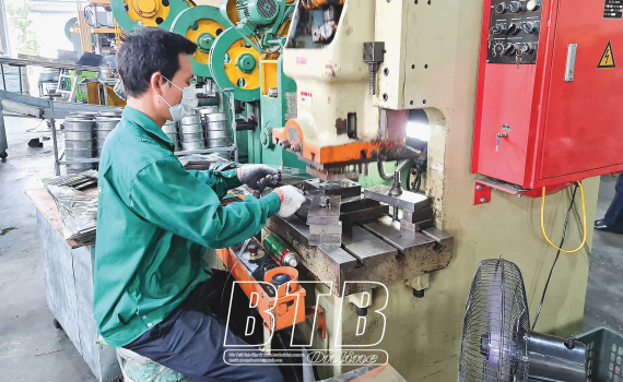   Thu ngân sách đạt kết quả khá