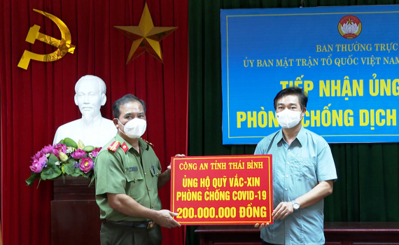   Công an tỉnh Thái Bình: Ủng hộ 200 triệu đồng cho quỹ vắc xin và Nh88 Nha cai phòng, chống dịch Covid-19.