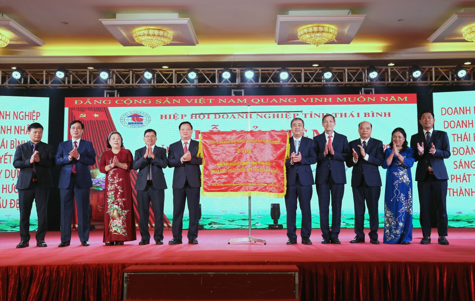   Đội ngũ doanh nghiệp, doanh nhân Thái Bình khẳng định bản lĩnh và vị thế nền tảng trong Nh88 net kinh tế của tỉnh