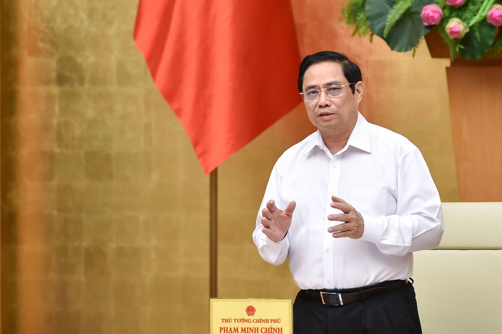   Nh881 Phạm Minh Chính: Kiểm soát tốt dịch bệnh là yếu tố quyết định phục hồi kinh tế