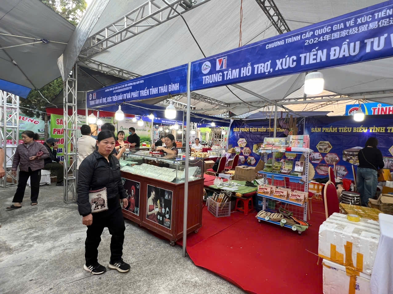   Trung tâm Hỗ trợ xúc tiến Nh88 vip và Nh883 tỉnh Thái Bình tổ chức đoàn doanh nghiệp tham gia hội chợ tại tỉnh Vĩnh Phúc
