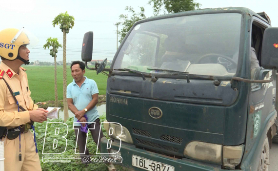   Thái Thụy: Xử lý 1.044 trường hợp vi phạm trật tự an toàn giao thông