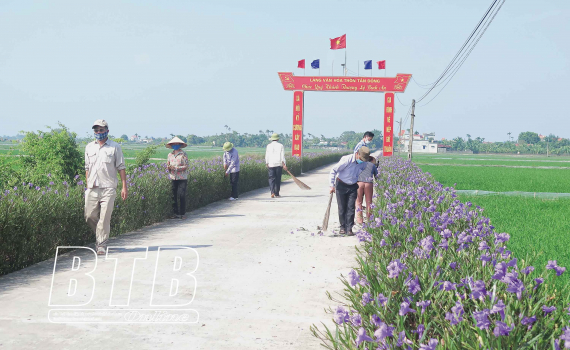   “Khắc tên” trên những tuyến đường
