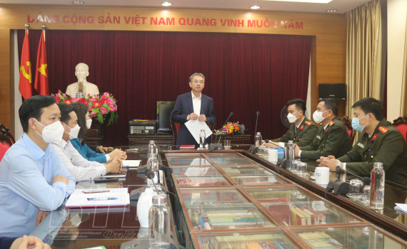   Góp ý vào đề cương thuyết trình và động viên thí sinh tham dự Hội thi chung khảo Nh88 com Link báo cáo viên, tuyên truyền viên giỏi