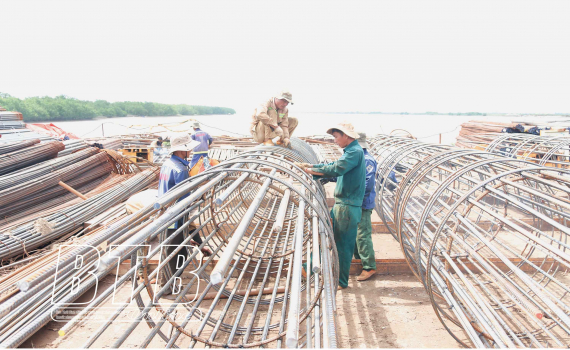   Dự án tuyến đường bộ ven biển: Phấn đấu về đích sớm