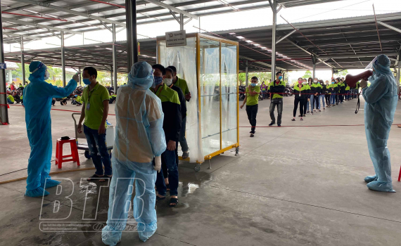   Các doanh nghiệp trên địa bàn Vũ Thư: Chuyển trạng thái chống dịch Covid-19