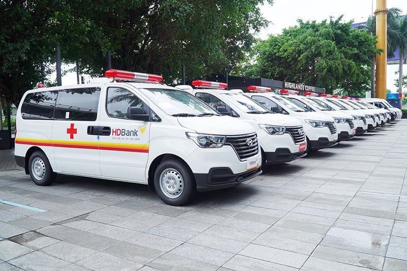   Giao bộ, Nh88 chủ động quyết định tiếp nhận tài trợ xe cứu thương phòng, chống dịch bệnh
