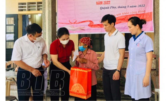   Quỳnh Phụ: Khám bệnh, tư vấn, cấp phát thuốc miễn phí cho người nghèo, người có hoàn cảnh khó khăn