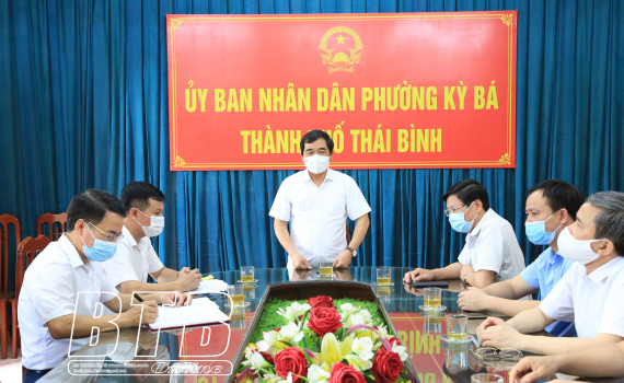   Đồng chí Phó Bí thư thường trực Tỉnh ủy, Chủ tịch Nh88 - Cá Cược Mỗi Ngày - Nh88 vip Liền Tay tỉnh kiểm tra Nh88 Nha cai phòng, chống dịch Covid-19 và bầu cử tại thành phố Thái Bình