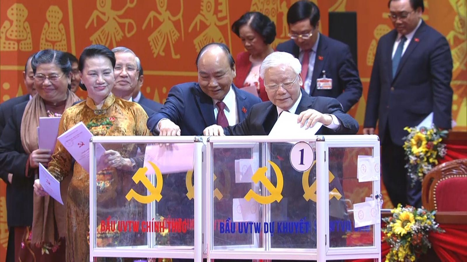   Danh sách Ban Chấp hành Trung ương Đảng khóa XIII
