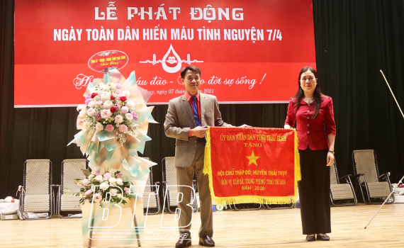   Phát động ngày toàn dân hiến máu tình nguyện
