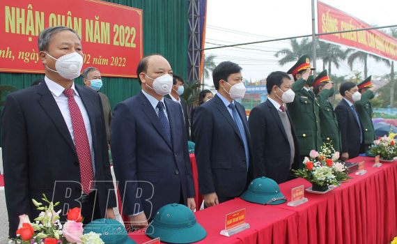   Thái Bình tổ chức giao quân nhanh gọn, bảo đảm chất lượng và an toàn phòng, chống dịch Covid-19