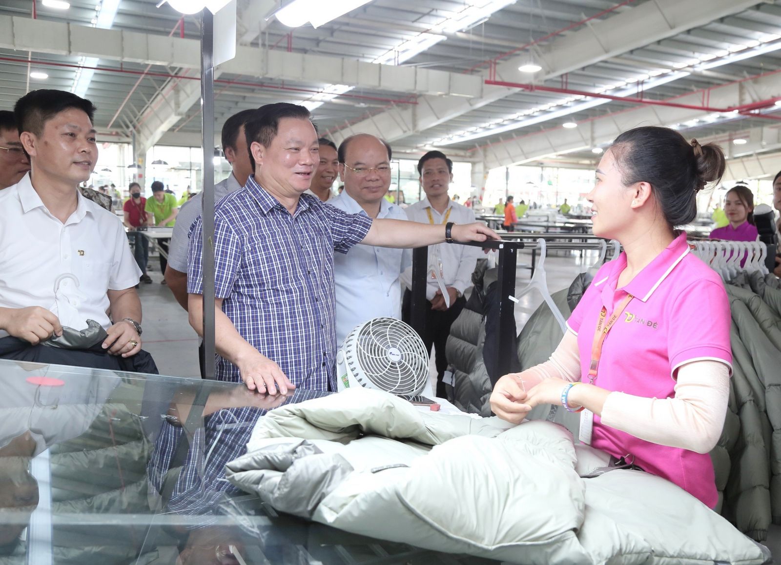   Kiểm tra tình hình sản xuất kinh doanh tại một số doanh nghiệp trên địa bàn tỉnh