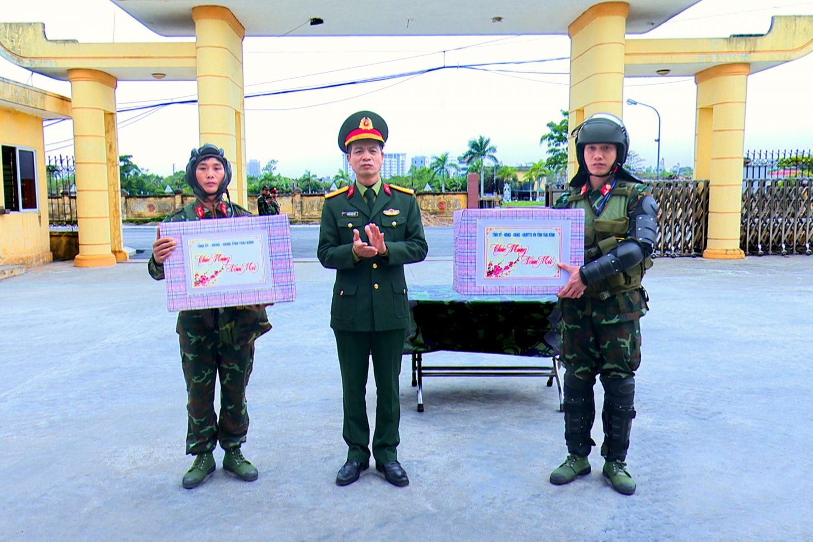   Bộ CHQS tỉnh: Kiểm tra sẵn sàng chiến đấu dịp tết Nguyên đán Giáp Thìn 2024