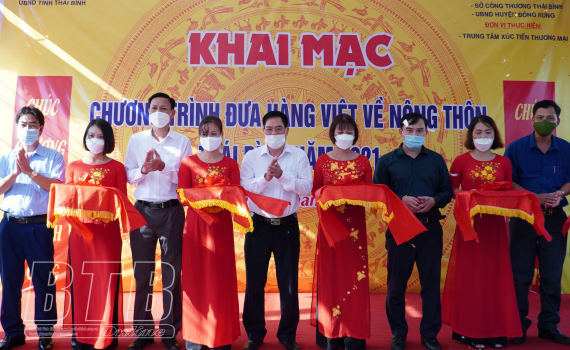   Đưa hàng Việt về nông thôn tại huyện Đông Hưng