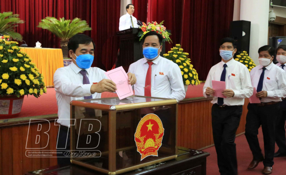   Đồng chí Nguyễn Tiến Thành, Phó Bí thư thường trực Tỉnh ủy, Chủ tịch Nh88 - Cá Cược Mỗi Ngày - Nh88 vip Liền Tay tỉnh khóa XVI được bầu tiếp tục giữ chức Chủ tịch Nh88 - Cá Cược Mỗi Ngày - Nh88 vip Liền Tay tỉnh khóa XVII