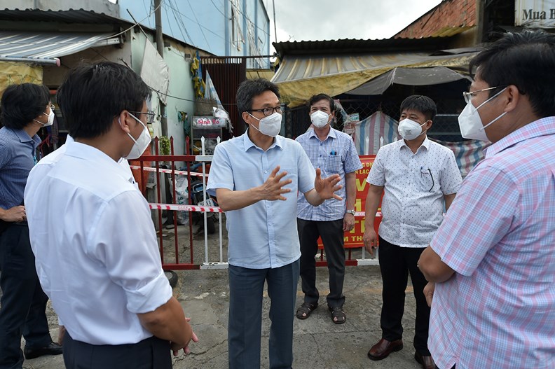   Phó Nh881 Vũ Đức Đam lưu ý một số điểm trong thực hiện chỉ đạo về phòng, chống dịch COVID-19