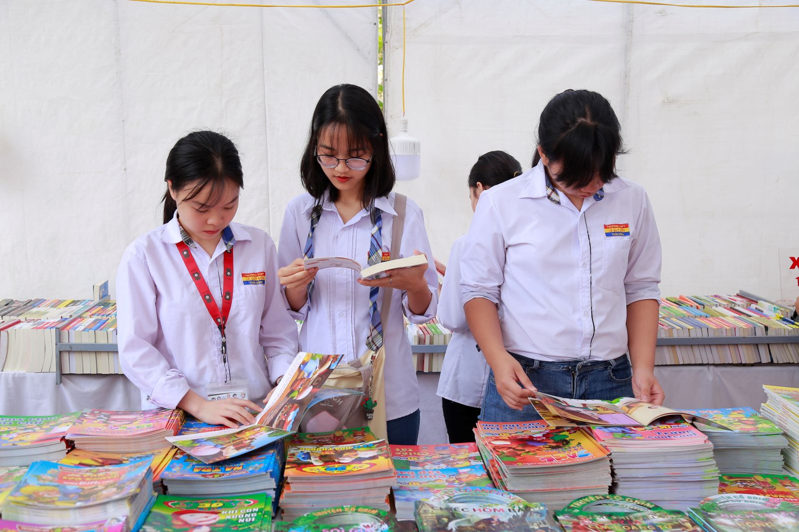   Ngày 21/04 hằng năm là Ngày Sách và Văn hóa đọc Việt Nam