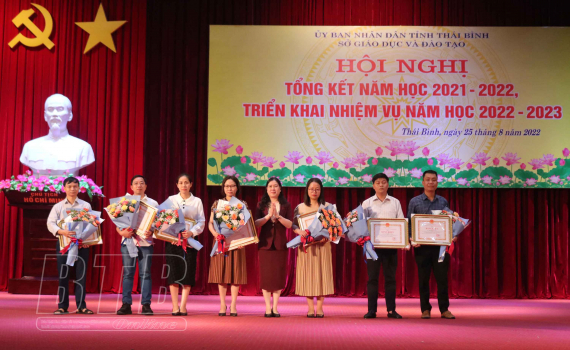  Nh88 - Cá Cược Mỗi Ngày tổng kết năm học 2021-2022
