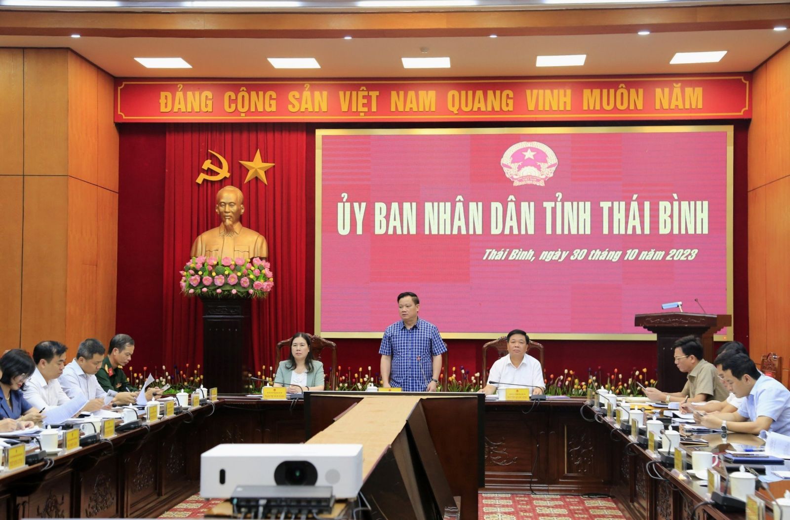   Chuẩn bị tốt các hệ điều kiện, sẵn sàng tổ chức chương trình 