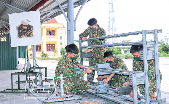   Mừng Đảng, mừng xuân, ra quân quyết thắng