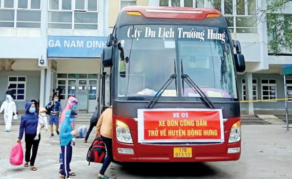   Thái Bình đón gần 500 công dân đầu tiên trở về từ các Nh88 phía Nam