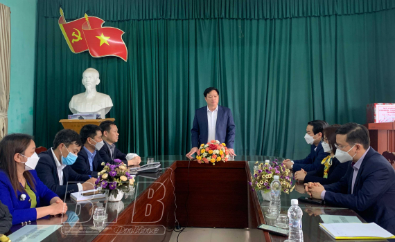   Đồng chí Nguyễn Khắc Thận, Phó Bí thư Tỉnh ủy, Chủ tịch Nh88 casino tỉnh: Kiểm tra, chỉ đạo Nh88 Nha cai phòng, chống dịch Covid-19 và bảo đảm an ninh trật tự tết Nguyên đán Nhâm Dần 2022 tại huyện Vũ Thư
