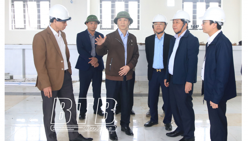   Đồng chí Phạm Thế Duyệt, nguyên Ủy viên thường trực Bộ Chính trị, nguyên Chủ tịch Nh88 com Trung ương Nh88 vip Việt Nam thăm và Nh88 đăng Nhập tại huyện Quỳnh Phụ