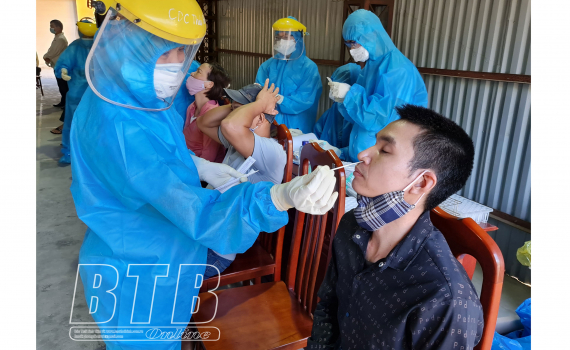   Xét nghiệm sàng lọc Covid-19 cho công nhân các khu công nghiệp