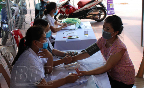   Triển khai tiêm 81.800 liều vắc-xin phòng Covid-19 đợt 50