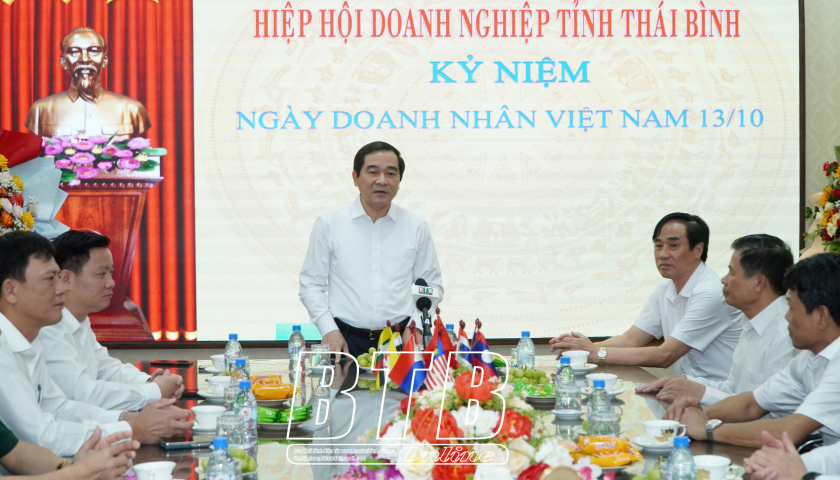   Các Nh881 lãnh đạo tỉnh: Chúc mừng các doanh nhân, doanh nghiệp nhân ngày Doanh nhân Việt Nam