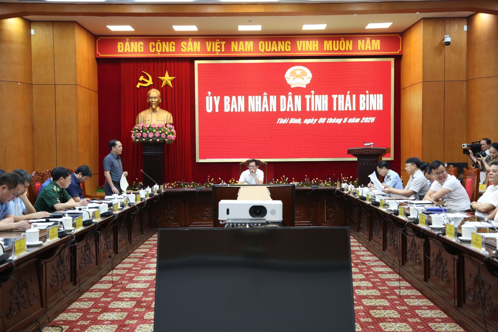   4 tháng đầu năm, xử lý 671 vụ việc vi phạm, liên quan đến buôn lậu, gian lận Nh88 đăng Nhập và hàng giả