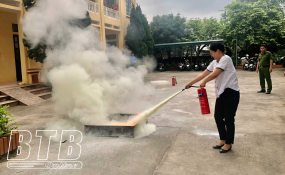   Tập huấn nghiệp vụ phòng cháy chữa cháy và cứu nạn cứu hộ