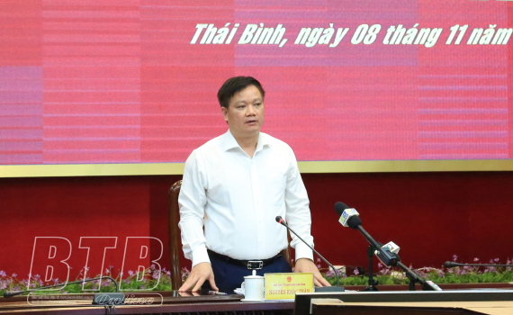   Tiếp tục quán triệt, thực hiện nghiêm các biện pháp phòng, chống dịch, tránh tư tưởng chủ quan, lơ là