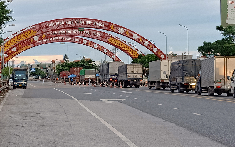   Thái Bình thắt chặt kiểm soát người ra vào dịp nghỉ lễ