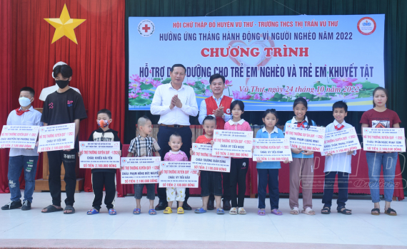   Vũ Thư: Hỗ trợ dinh dưỡng cho trẻ em nghèo và trẻ em khuyết tật