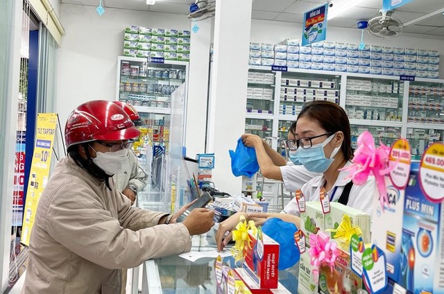  Quy định mới về trách nhiệm kê khai giá thuốc của cơ sở kinh doanh dược