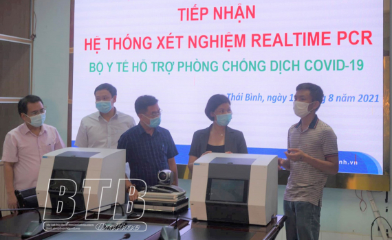   Tiếp nhận hệ thống máy xét nghiệm Realtime PCR do Bộ Y tế phân bổ