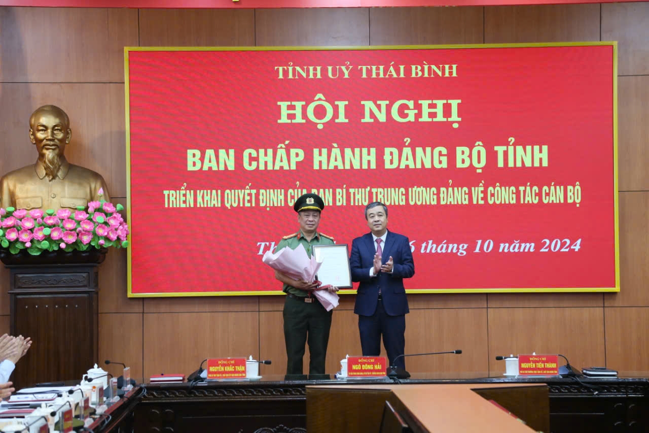  Triển khai Quyết định của Ban Bí thư Trung ương Đảng về Nh88 Nha cai cán bộ