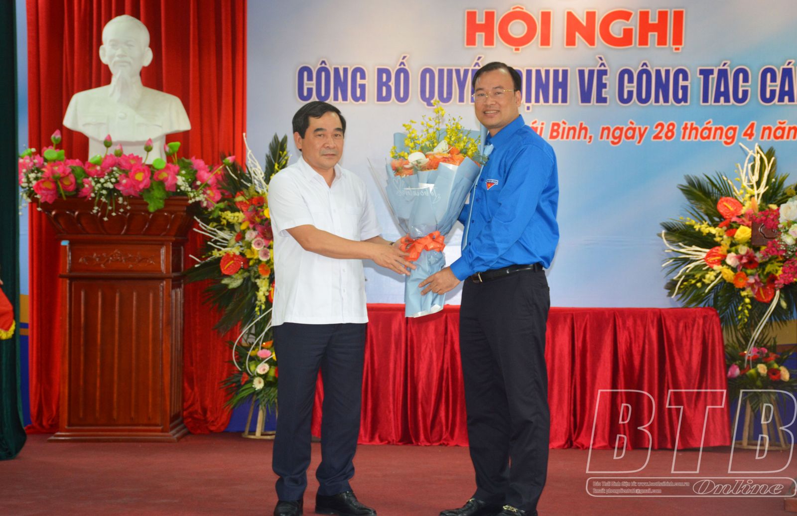   Nh883 quyết định của Ban Bí thư Trung ương Đoàn về Nh88 Nha cai cán bộ