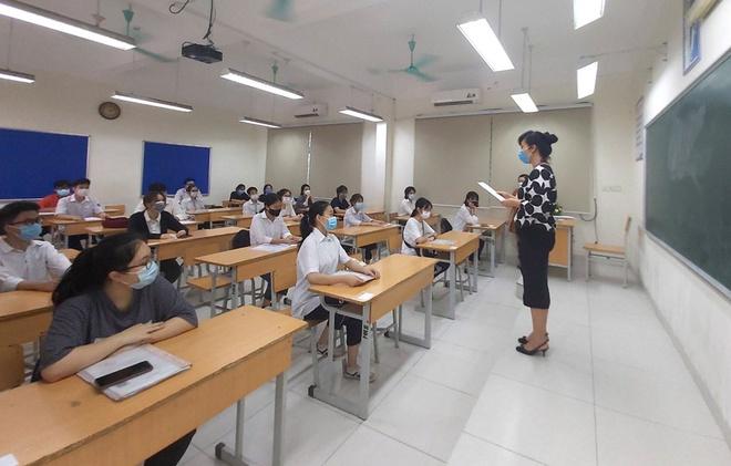   Thí sinh không thể hoàn thành thi đợt 1 được dự thi ở đợt tiếp theo