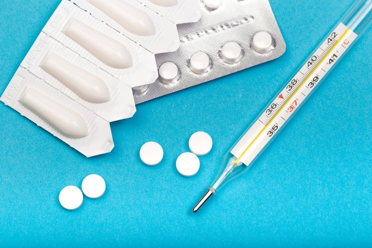   Sốt cao sau tiêm vaccine Covid-19, có nên tăng liều thuốc hạ sốt?