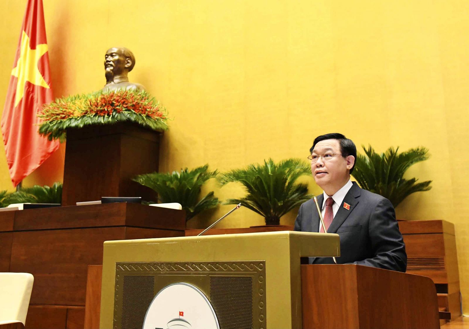   Bám sát thực tiễn, đem 'hơi thở cuộc sống' vào nghị trường