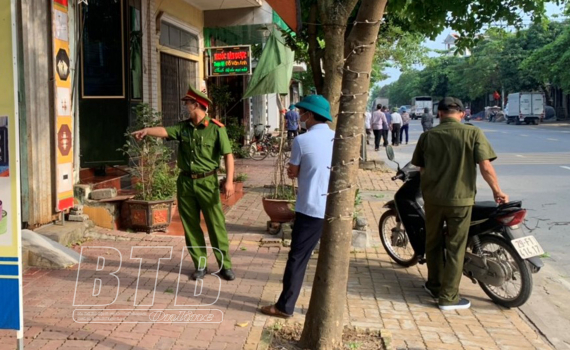   Công an huyện Kiến Xương: Nhắc nhở, xử lý 32 trường hợp vi phạm các quy định về phòng, chống dịch Covid-19